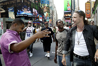 Thorsten Andreassen - 6 - Street Magic @ Time Square with Thorsten Andreassen – photo: Kristofer Sandberg