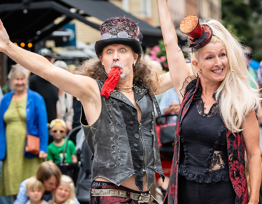 Book Magic Thor & Miss Monette