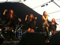 Boka underhållning, trubadurer, artister