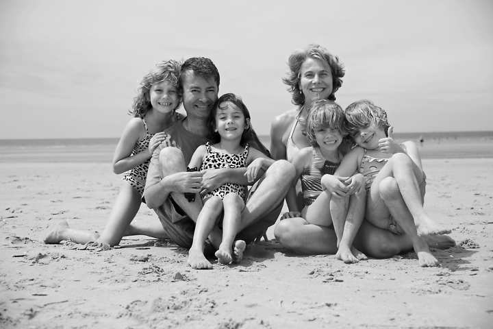 Anordna organiseringskonsult referens lycklig fyrbarns familj trillingar